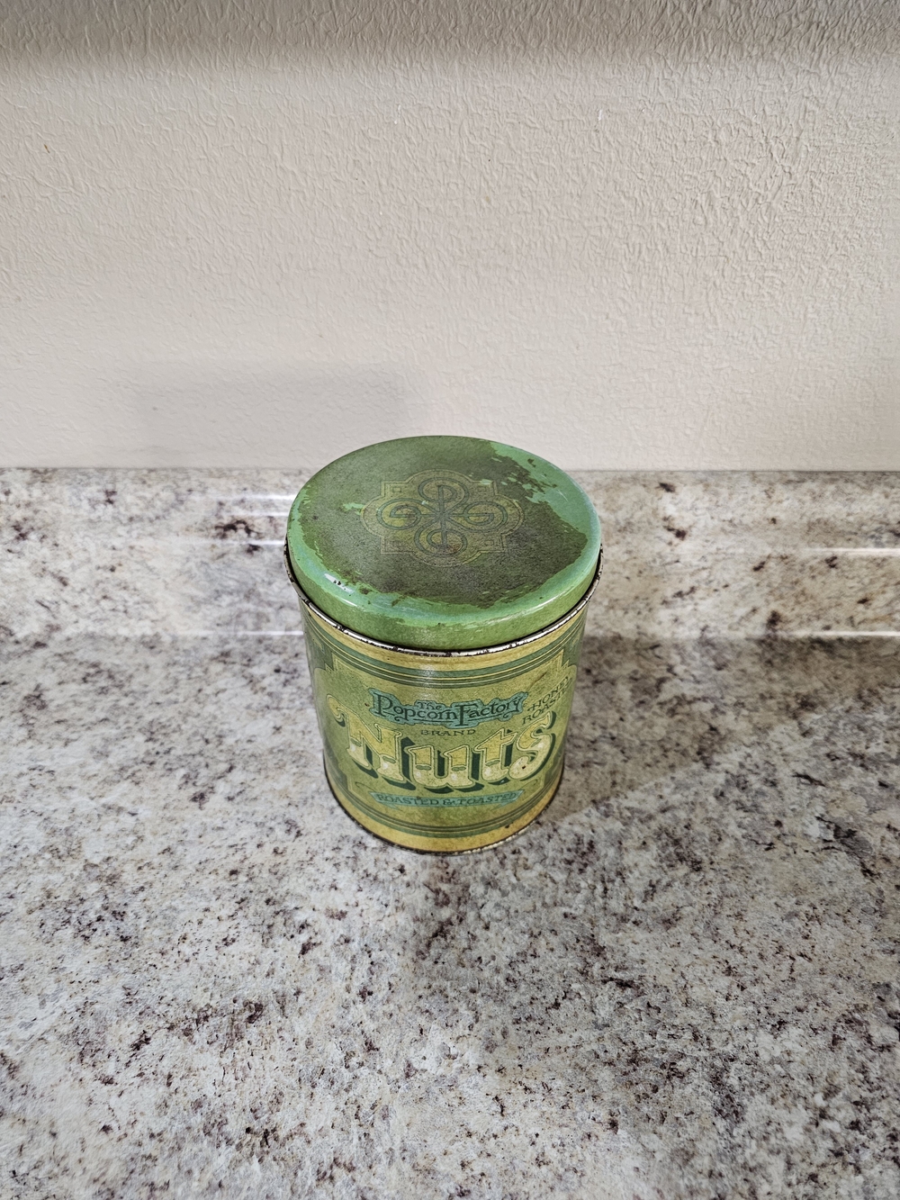 Vintage Ballonoff Nuts Tin - Picture 3 of 11